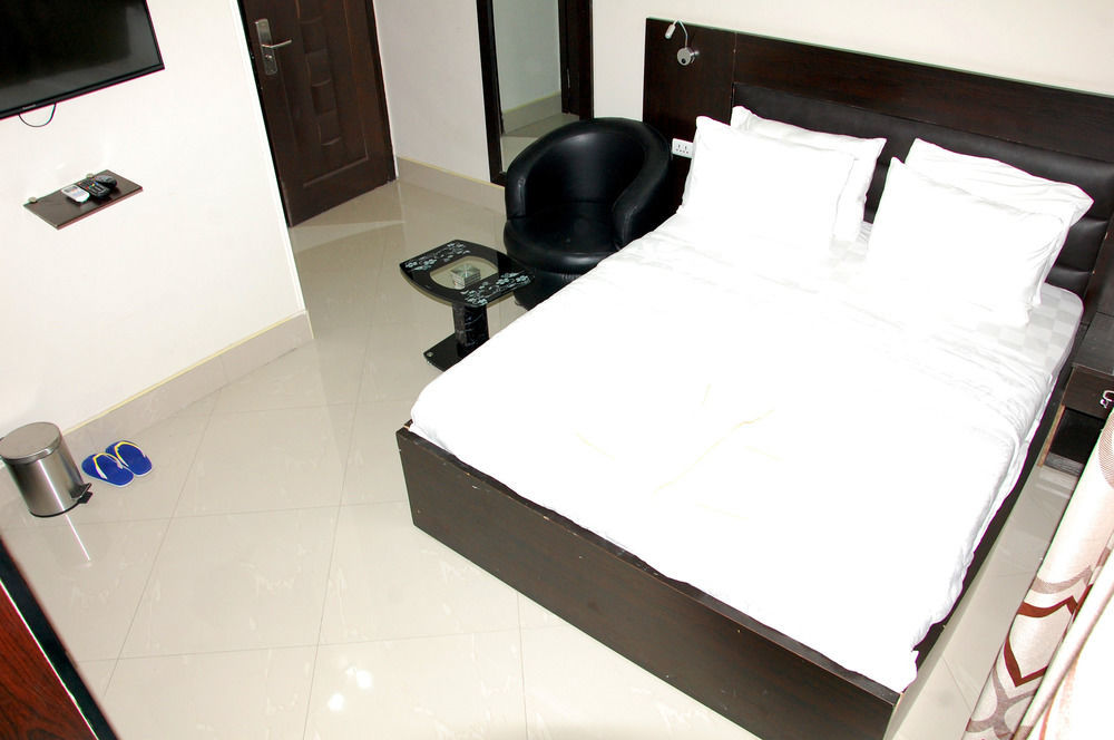 Primal Aparthotel Ikoyi Lagos Luaran gambar
